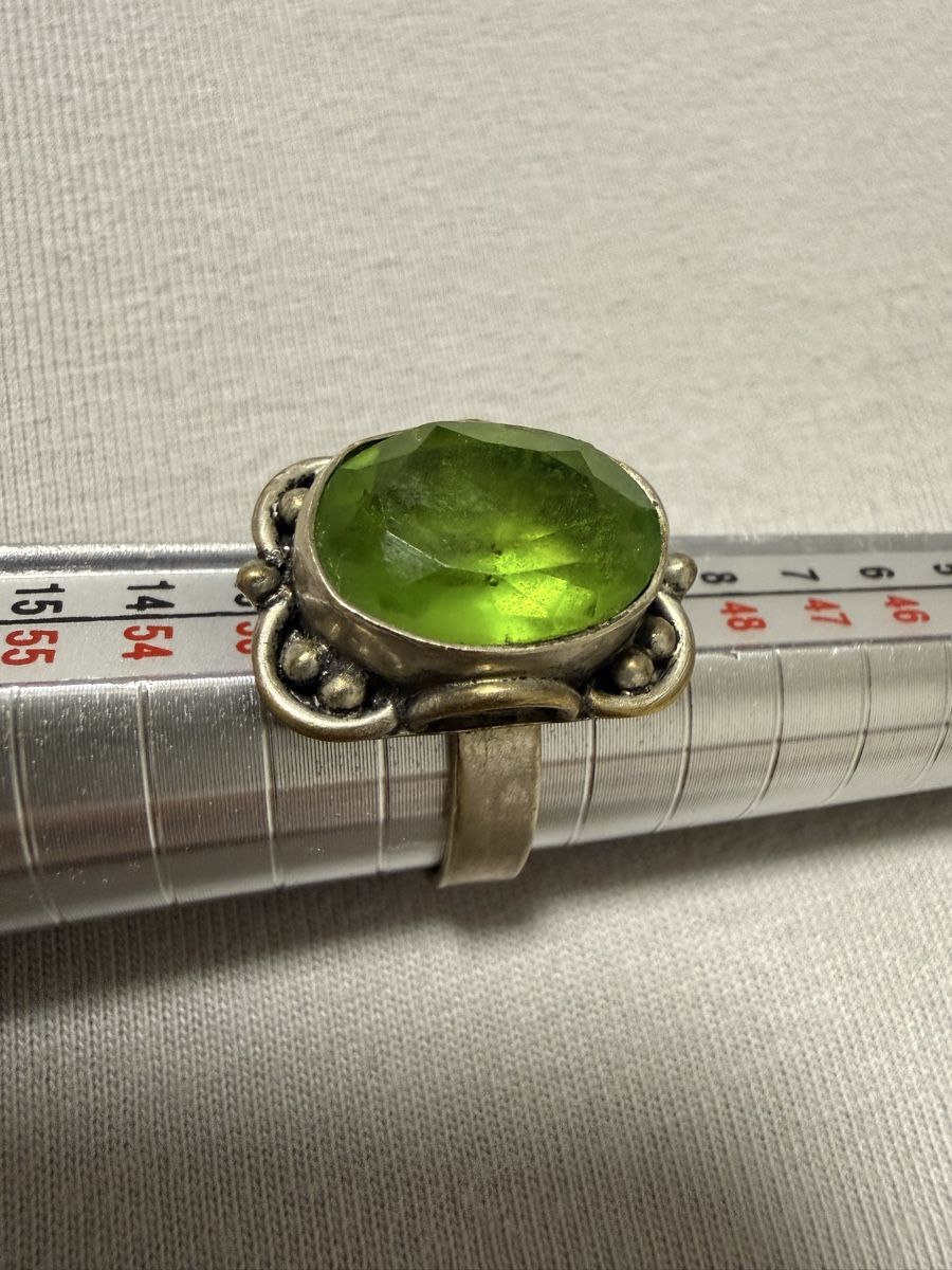 Ringe: Ring mit Peridot  – Gebraucht aus Oberhof von RealStone 1