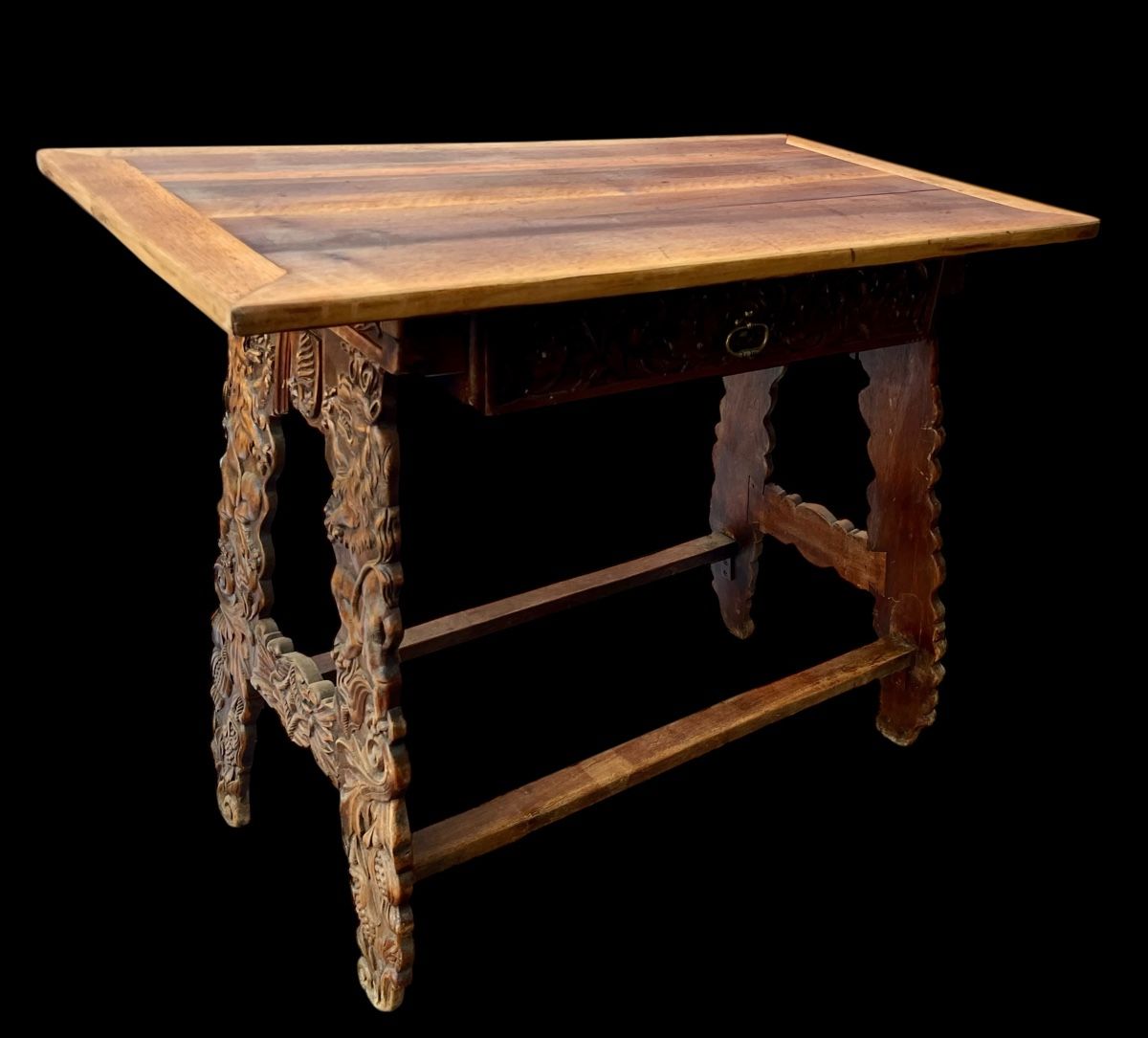 Tavoli: Antiker Nussbaumtisch 89cm lang – Usato da Ottikon venduto da san_w99n 4