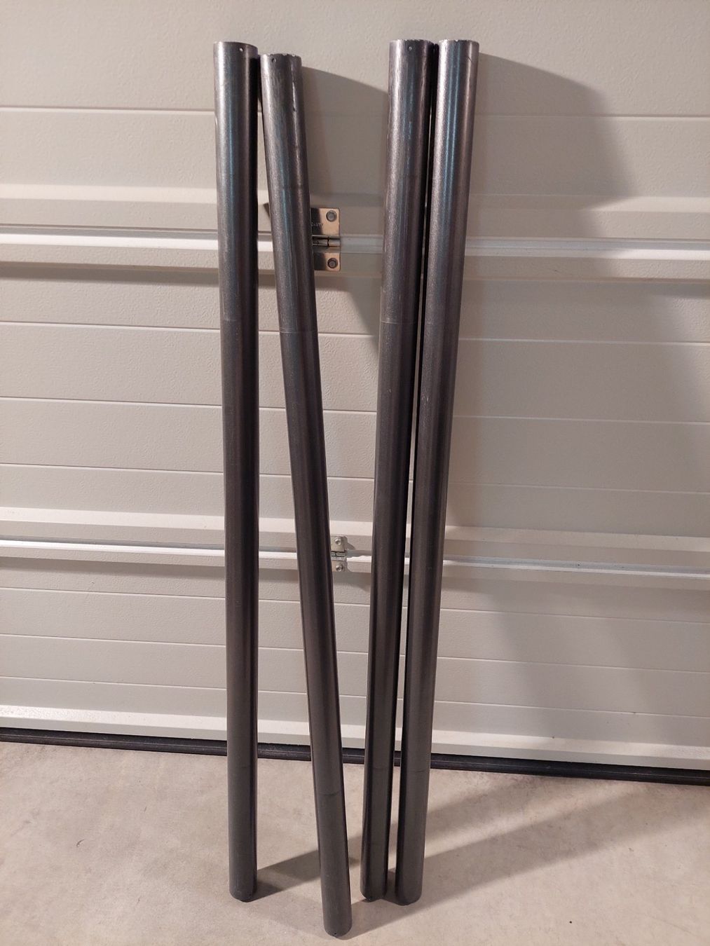Profilati: 4 Aluminium-Rohre, Länge 133.5cm – Usato da Dürrenäsch venduto da mogbo18