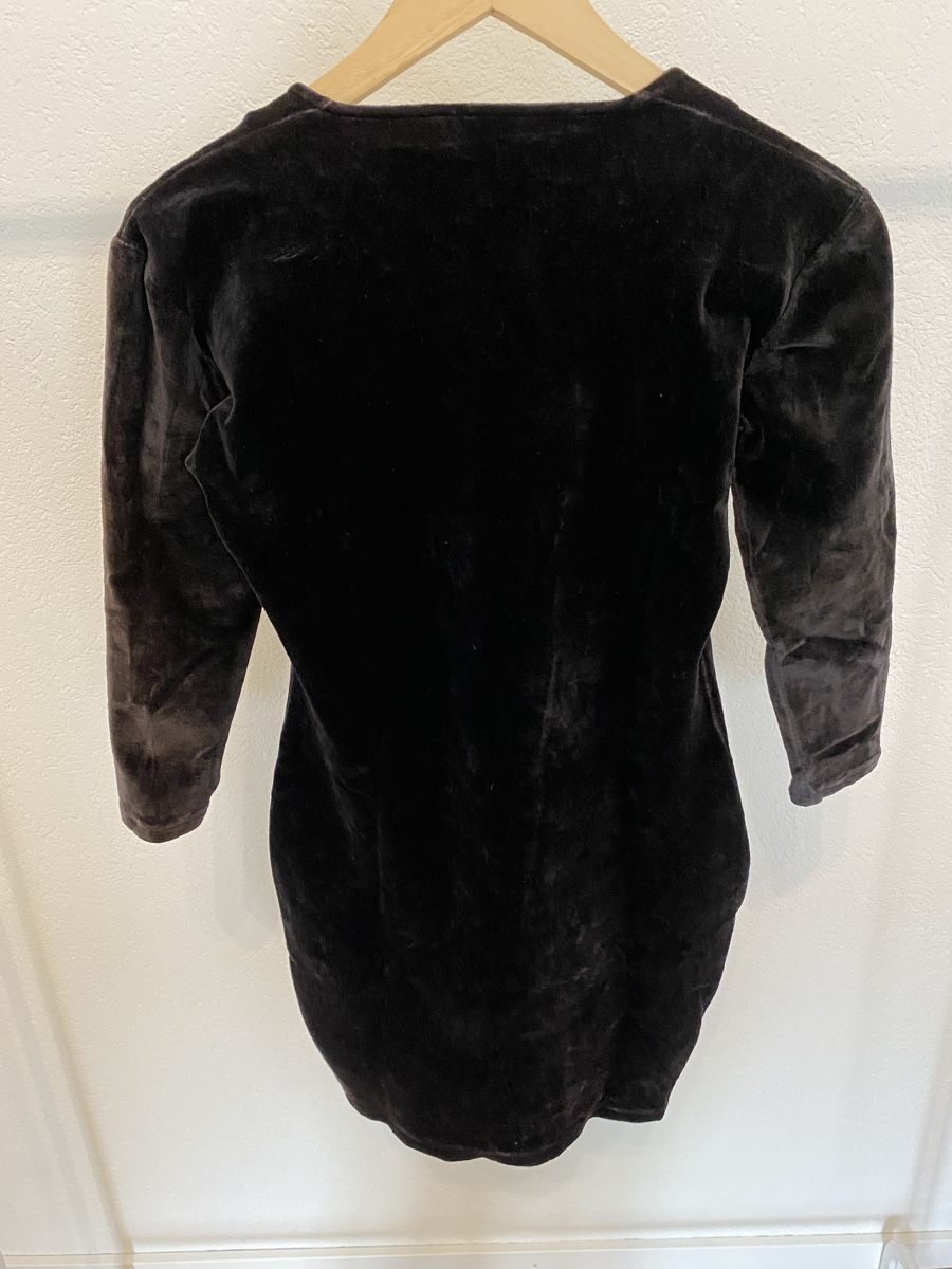 Robes: Schwarzes Samtkleid, Grösse S – Neuf (Voir description) à Wetzikon ZH par purple_44 1