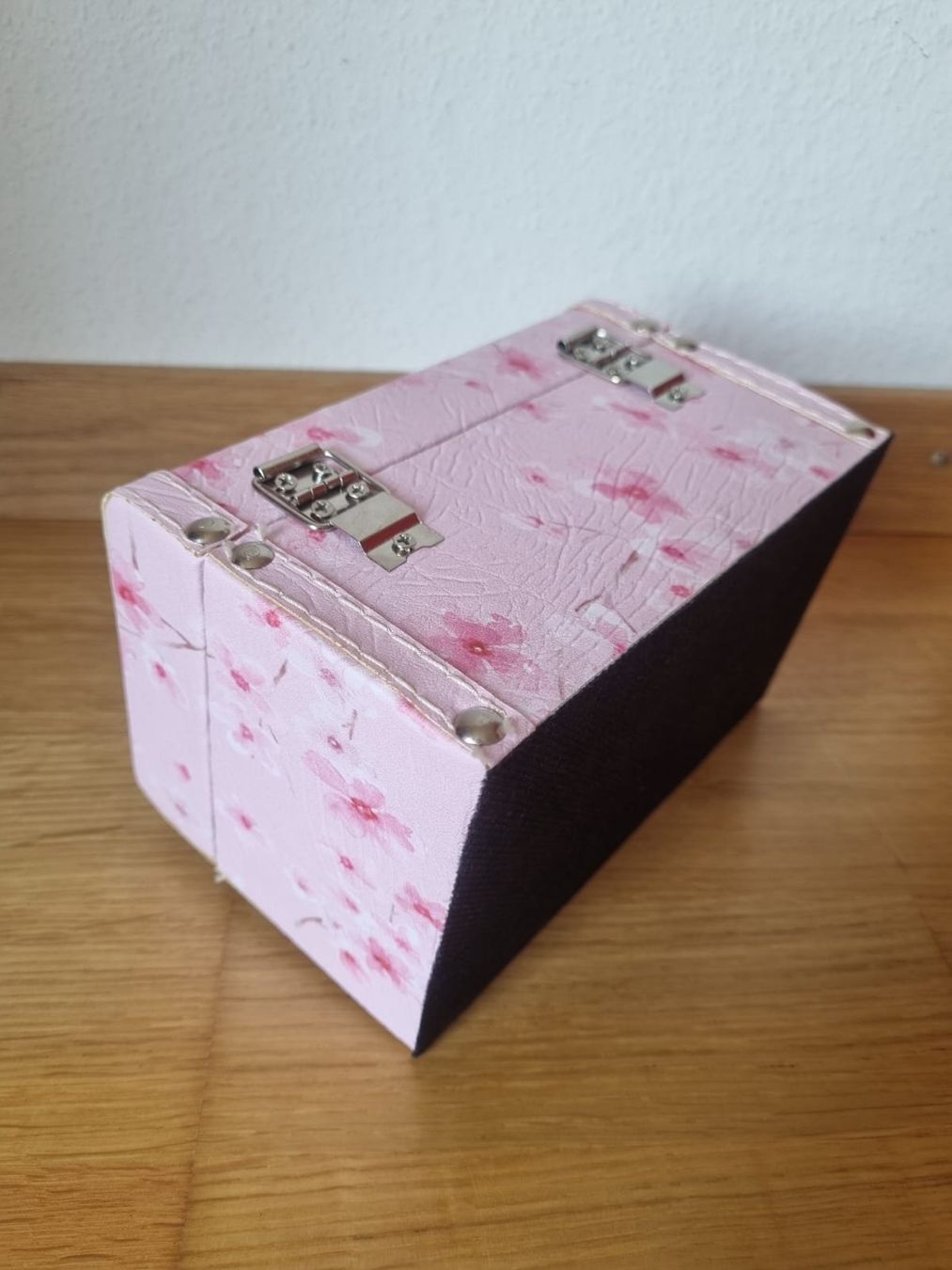 Cassapanche: Rosa Schatztruhe – Nuovo (secondo la descrizione) da Rothenburg venduto da Guagas 2