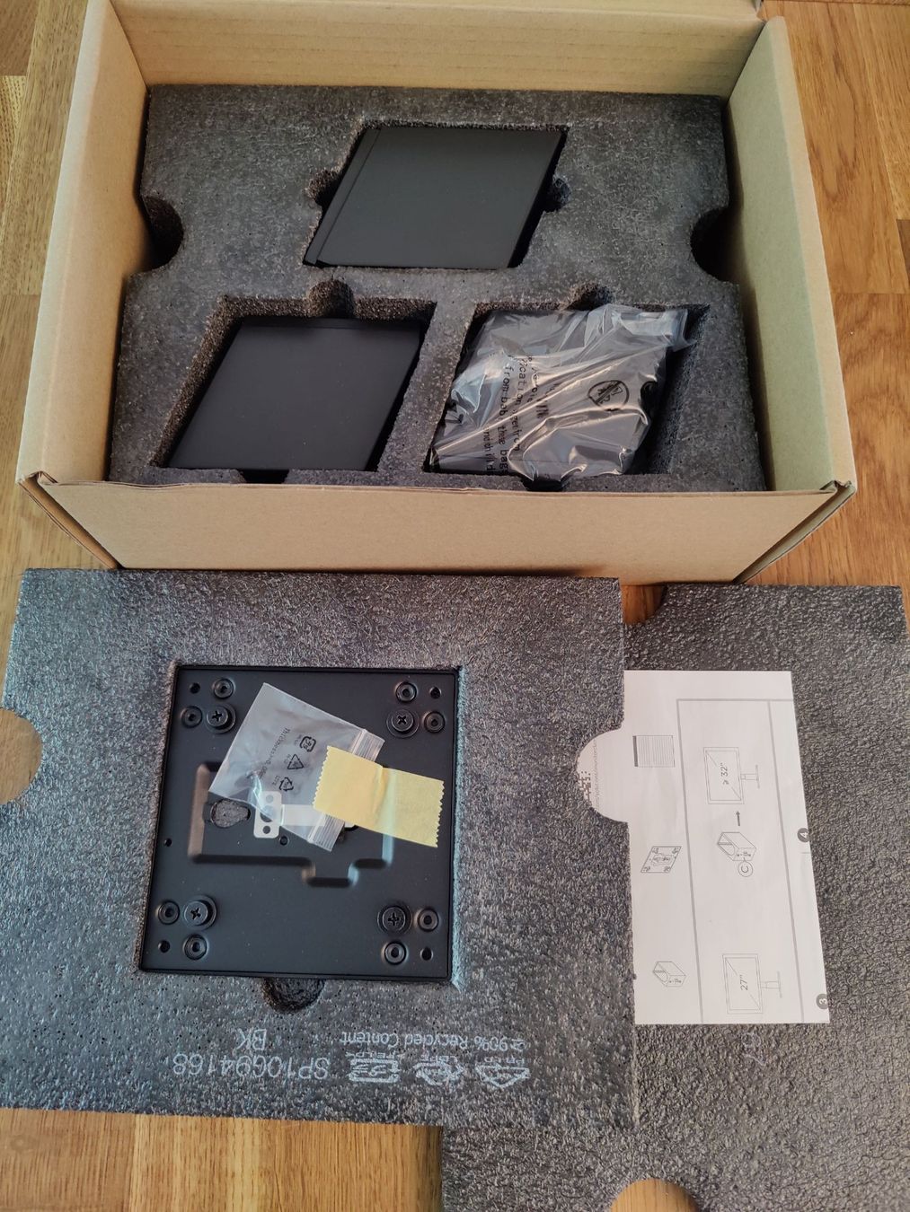 Staffa per monitor: ThinkCentre Tiny/Nano Bildschirmklemme II – Usato da Allschwil venduto da Watman82