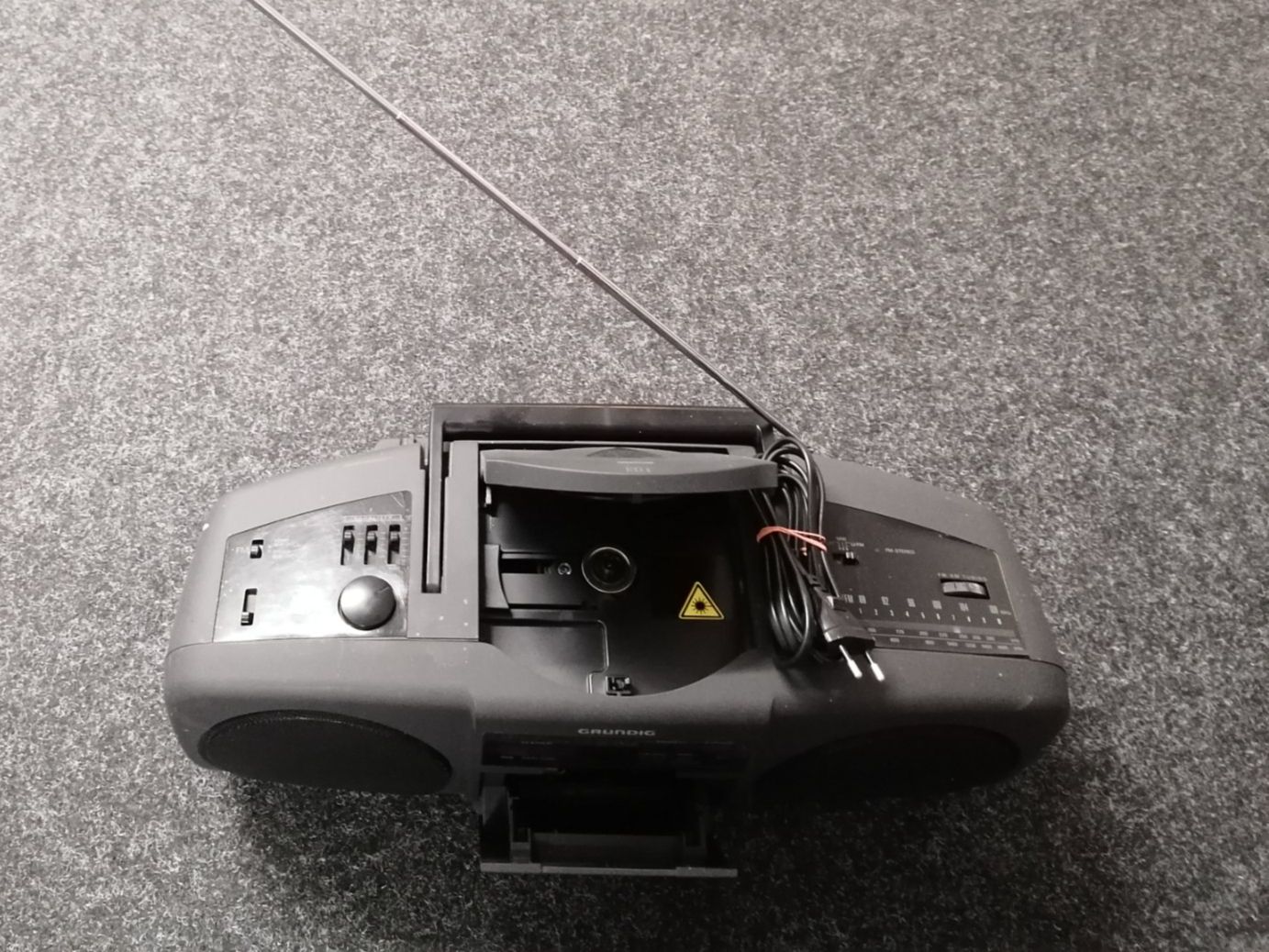 Grundig Lecteur multimedia & Streamer: Grundig – Défectueux à Geroldswil par carcan1707 5