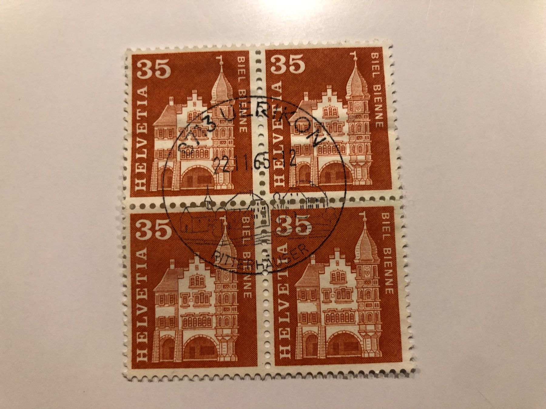 Tutti i francobolli: 35Rappen Viererblock Stempel UERIKON – Usato da Lufingen venduto da Rac0