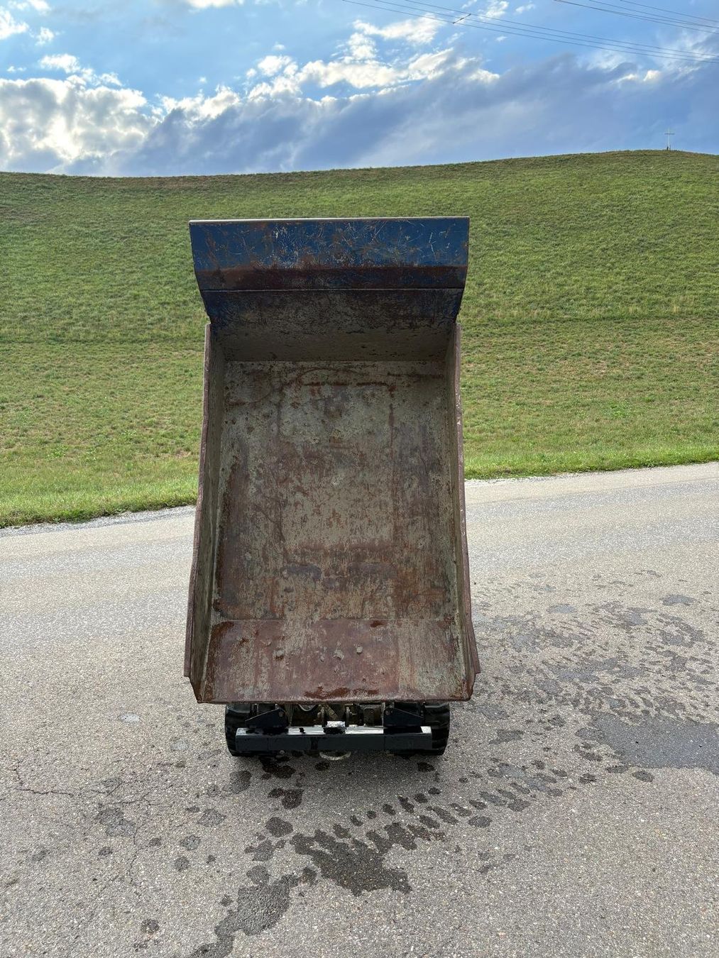 Hutter Tutte le macchine: Huki 80 - Raupenkipper – Usato da Hasle LU venduto da pal0ma 3