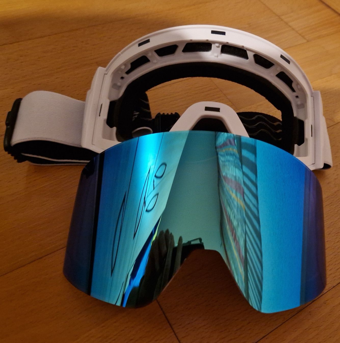Occhiali & Lenti: Top Goggle blue mirror Band in weiss ! – Nuovo (secondo la descrizione) da Münsingen venduto da Geeskile 1