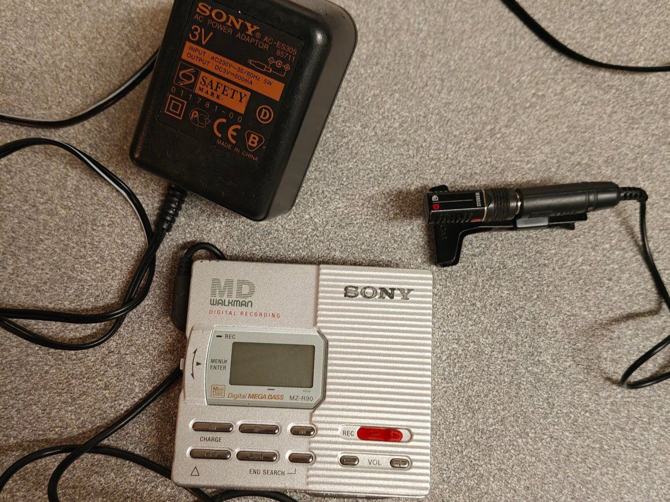 Sony MiniDisc Recorder MZ-R90 inkl. Mikrofon und Zubehör! (Gebraucht ...