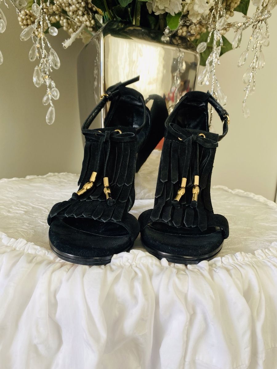Gucci Scarpe da donna: GUCCI sandalles neuves – Nuovo (secondo la descrizione) da Clarens venduto da Piluka 1