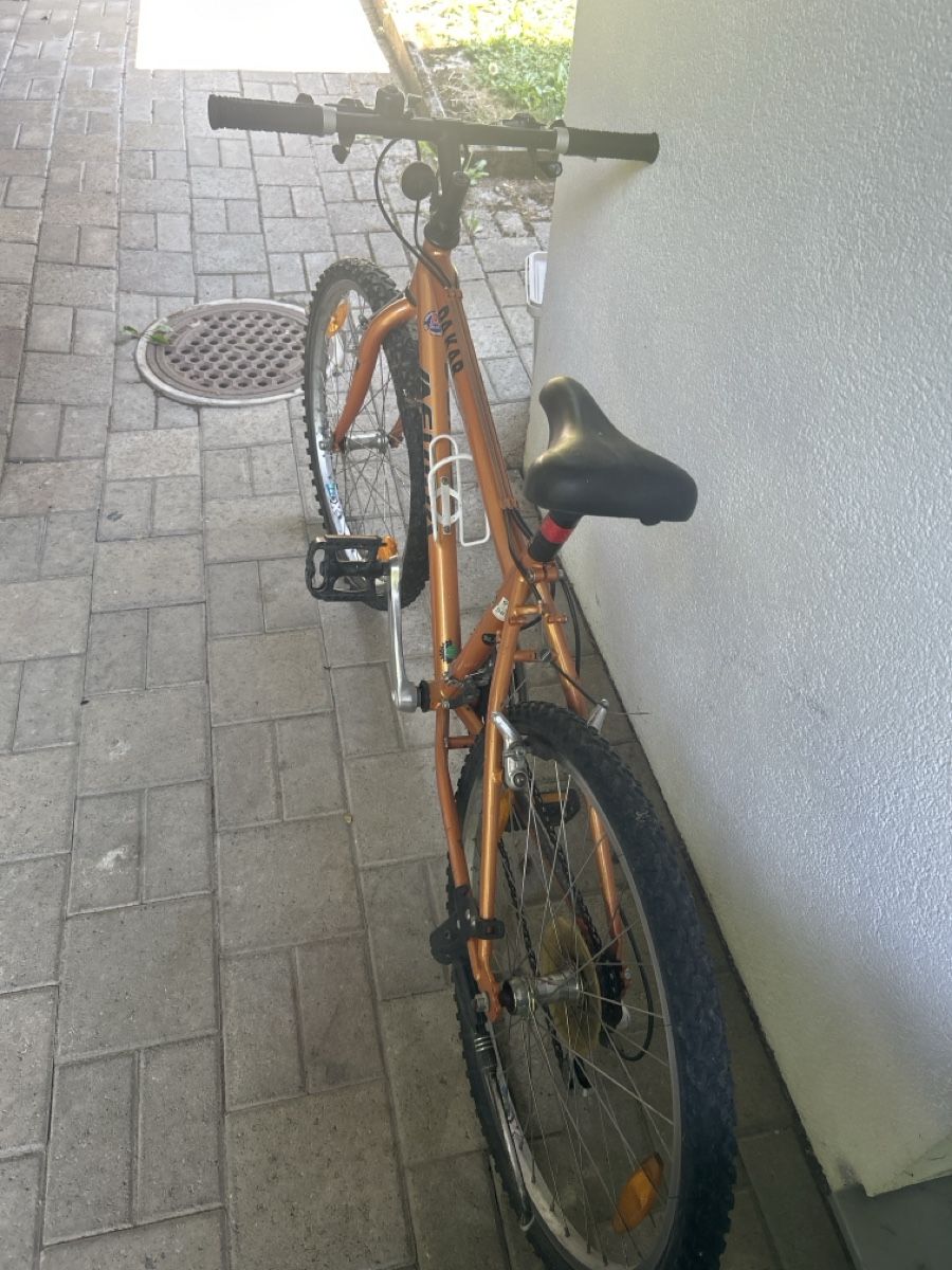 Merida Vélos: Kinderfahrrad Merida Dakar 660 orange gebraucht – D'occasion à Langnau am Albis par patmike72 2