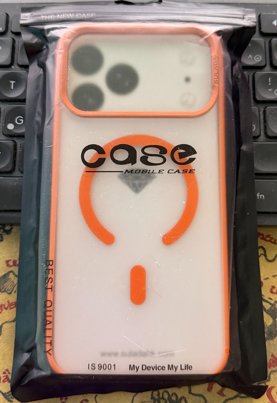 Apple Cover & Protezioni schermo: Coque iPhone 17 Pro Max orange neuve – Nuovo e nell'imballaggio originale da Semsales venduto da __Florian__ 1