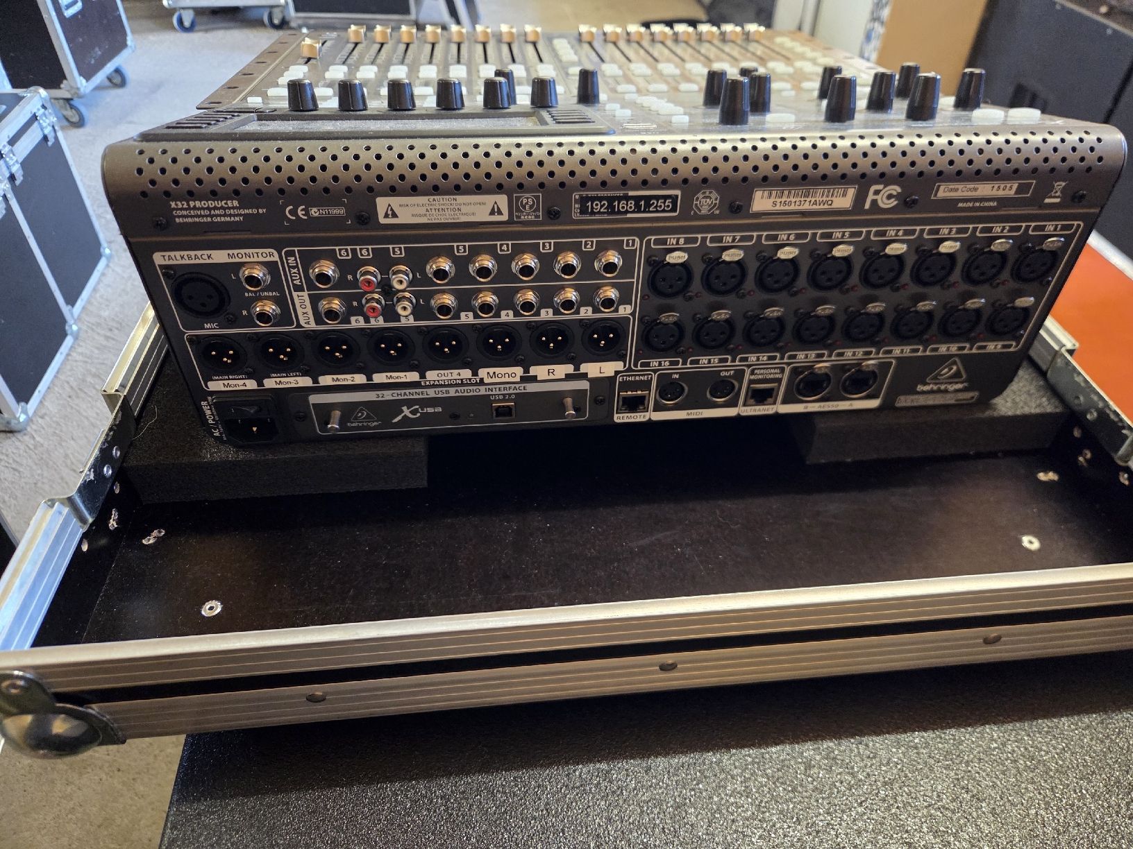 Behringer Platines de mixage: Behringer X32 Producer – D'occasion à Gurzelen par racerduck 1