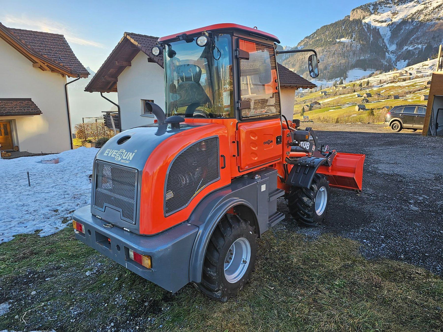 Caricatori: ER08 Hoflader mit Schneeschild – Usato da Weesen venduto da gmuer-tore 3