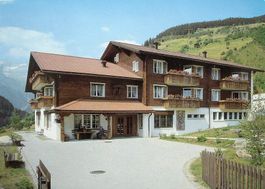 CURAGLIA Casa Sontgaclau