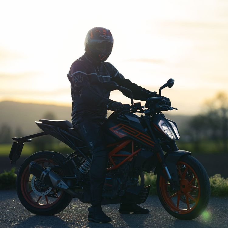 KTM Strada: KTM Duke 125 – Usato da Sulzbach venduto da Cfg0 3