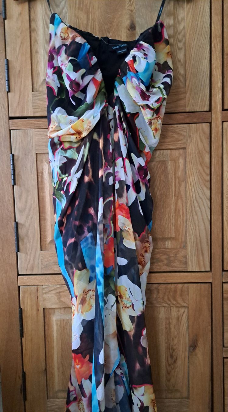 Vestiti: Sommer Marciano Dress – Usato da Saas Grund venduto da IvanaXY 2