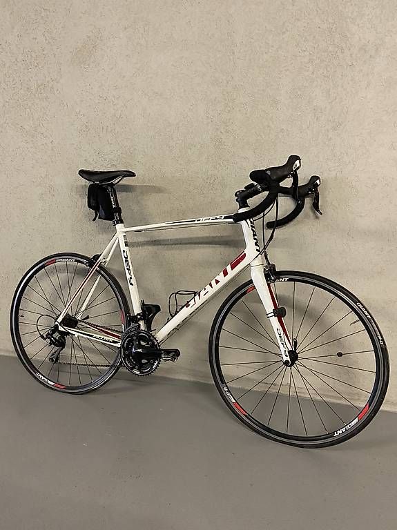 Giant Biciclette: Giant Defy – Usato da St-Sulpice VD venduto da bor_wtr2 1