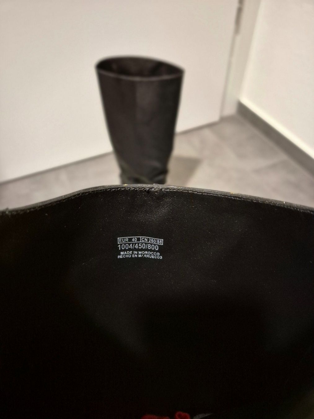 Massimo Dutti Scarpe da donna: Massimo Dutti Stiefel Leder schwarz Gr. 40 – Nuovo (secondo la descrizione) da Bern venduto da dia_yv66 9