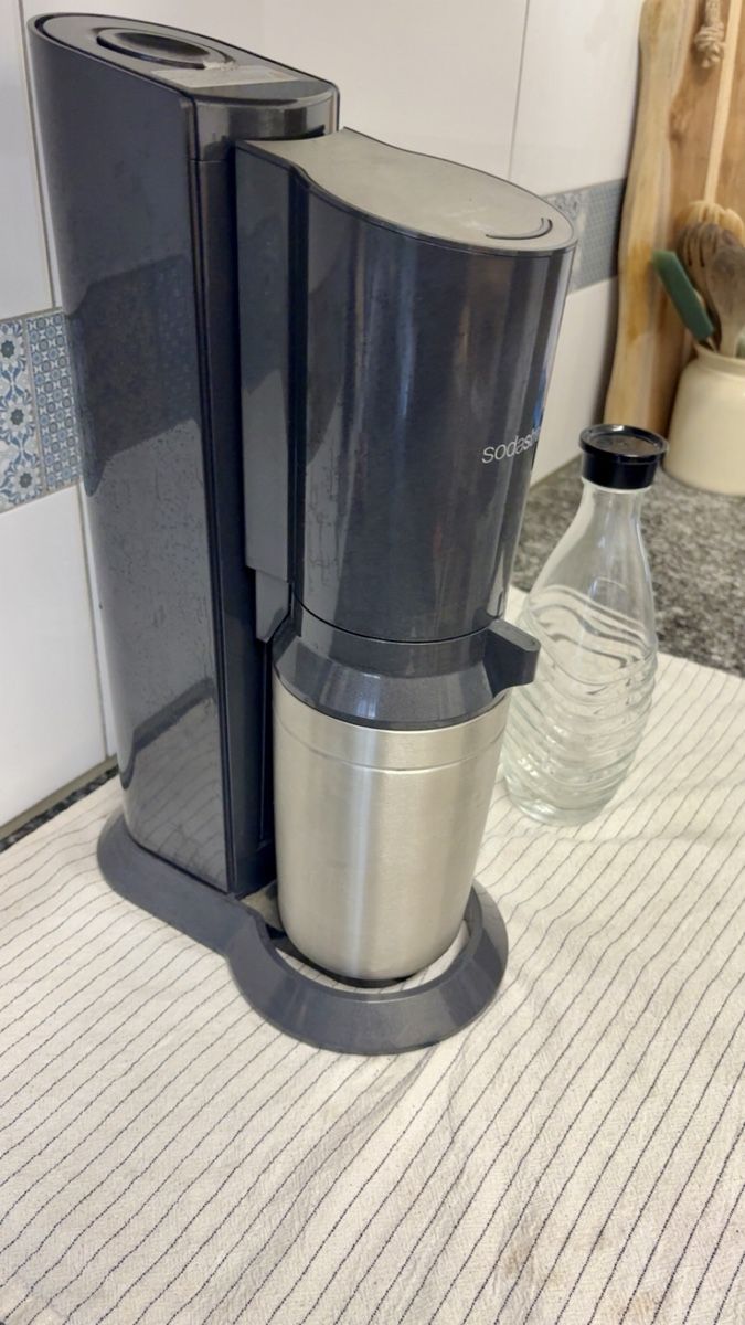 Sodastream Elettrodomestici da cucina: Sodastream 🫧 Inkl. 2 Glaskaraffen – Usato da Flums venduto da Sonderegger1985 2