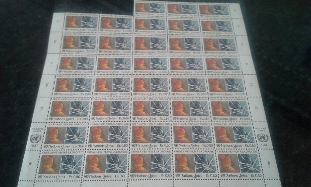 Tutti i francobolli: 56 CHF - ONU Briefmarken Postfrisch 1985 – Nuovo e nell'imballaggio originale da Chavornay venduto da didou2009 2