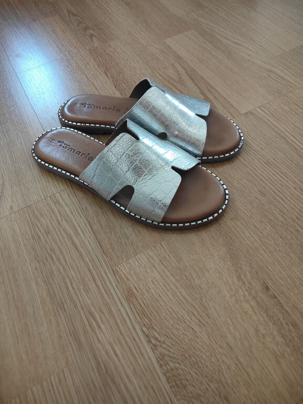Tamaris Chaussures femmes: Sandales Tamaris argentées taille 39 new – Neuf avec emballage d'origine à Biel/Bienne par Edi5Roli3 1