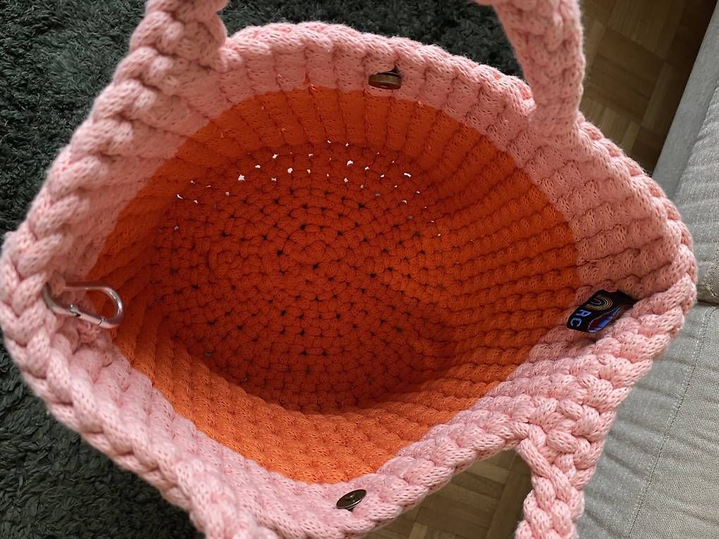 Borse: Handgemachte gehäkelte Tasche bicolor – Usato da Horgen venduto da mel_h2pn 2