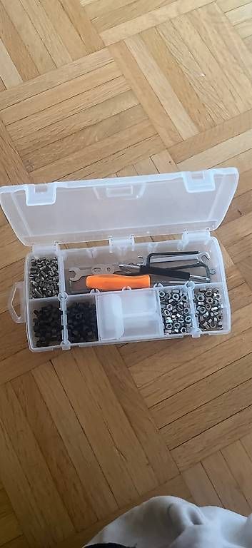 Kit di costruzioni: Metal Baukasten – Usato da Wollerau venduto da Porscheteil 4