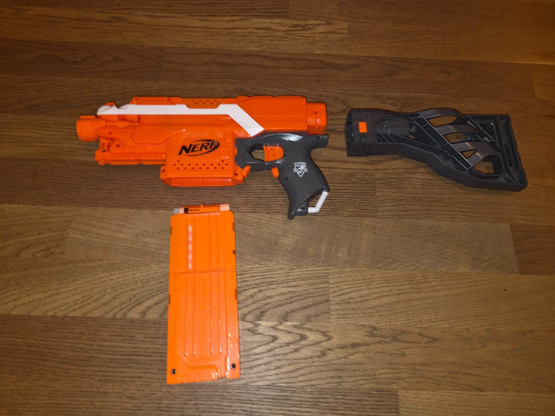 Nerf Spielzeuge: Nerf N-Strike Elite elektrisch – Gebraucht aus Bünzen von sim_r7ts