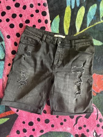 review Jeans shorts in L