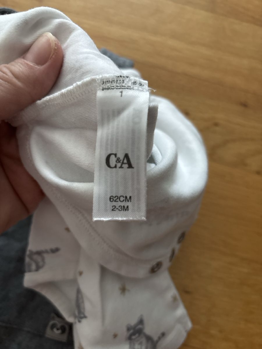 C&A Lotti & Set di vestiti: C&A Strampler & Body 62cm Fuchs – Usato da Kemptthal venduto da bklaudia 1