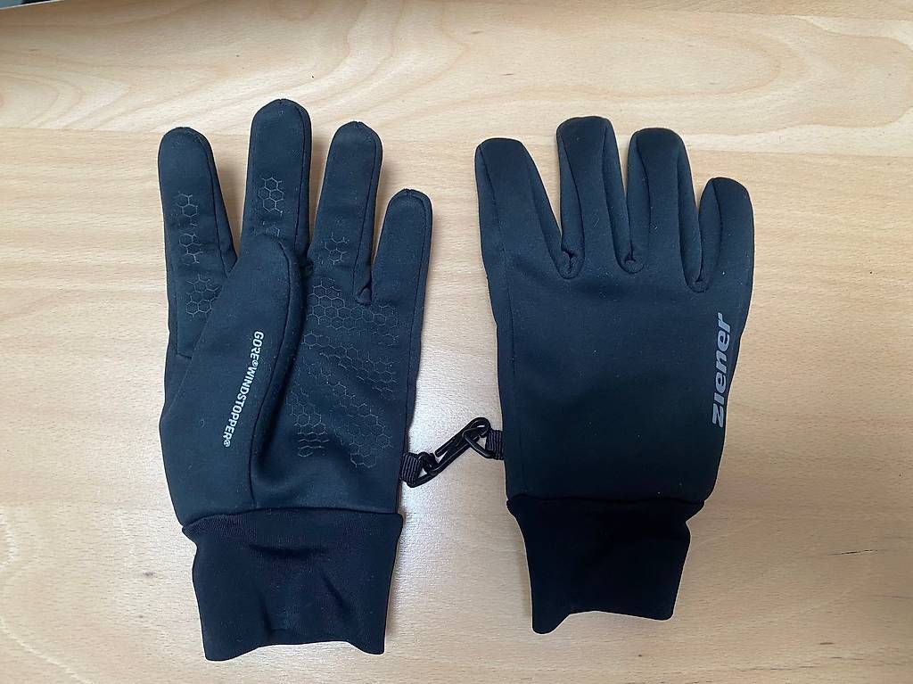 Ziener Guanti: Ziener Kinderhandschuh Gr. L – Usato da küssnacht am rigi venduto da Daot 2