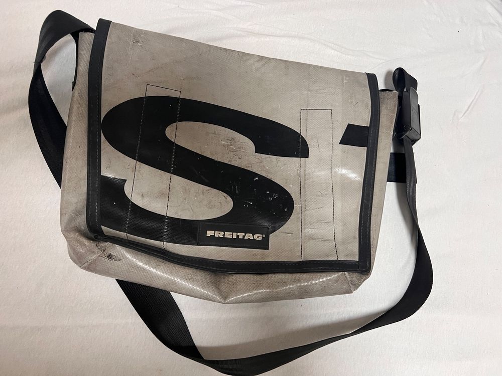 Freitag Tasche F13 TOP CAT MESSENGER CLASSIC L Kaufen auf Ricardo