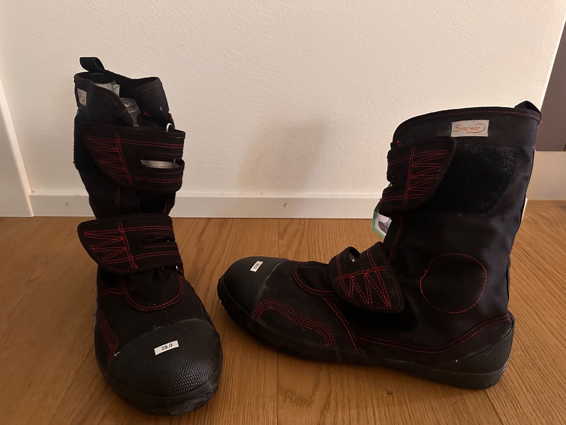 Herrenschuhe: Japanische Stahlkappenschuhe 44 – Neu (gemäss Beschreibung) aus Schinznach-Dorf von KuefErer 1