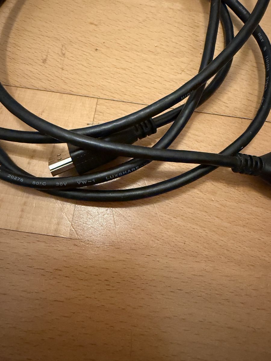 Cavi: HDMI cable 1.5m HDMI kabel – Usato da Zürich venduto da arr_vq5w 3