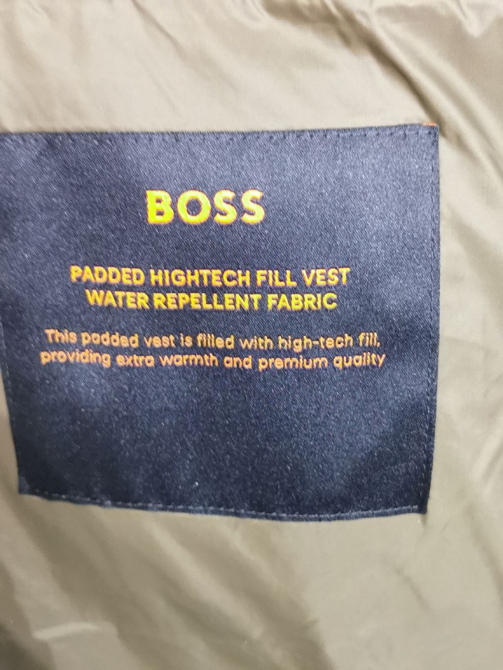 Hugo Boss Gilet & Giacche: Boss Herren Gilet – Nuovo e nell'imballaggio originale da Bad Ragaz venduto da AKahlon 3