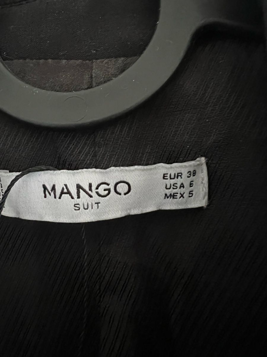 Mango Giacche: Mango Blazer Gr 38 – Usato da Biel/Bienne venduto da Jobu03 1