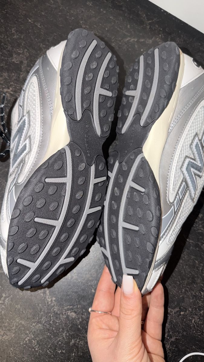 New Balance Scarpe da uomo: New Balance Sneaker Gr. 39.5, Neu – Nuovo (secondo la descrizione) da Bern venduto da sshueli 5