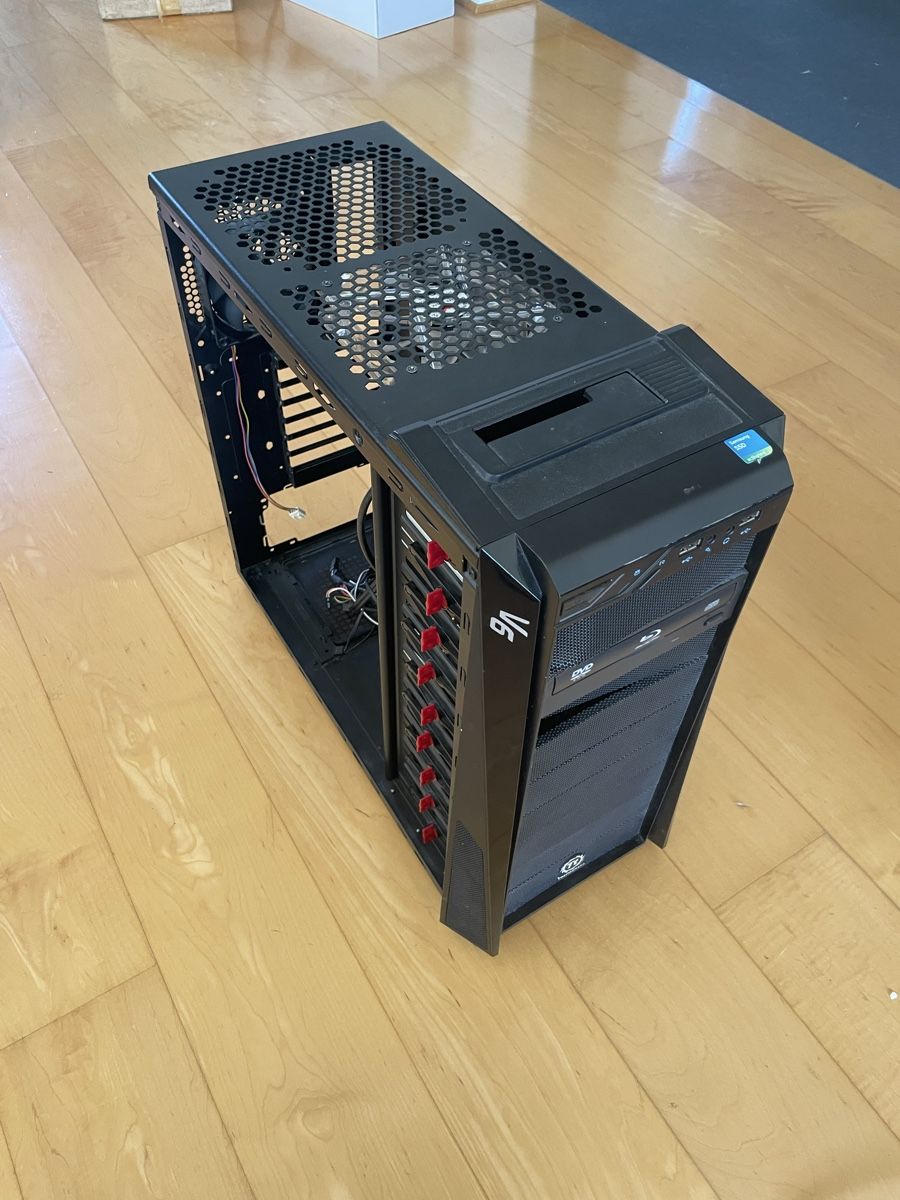Gehäuse: Computer Gehäuse – Gebraucht aus Münchenstein von Moosetashed 1