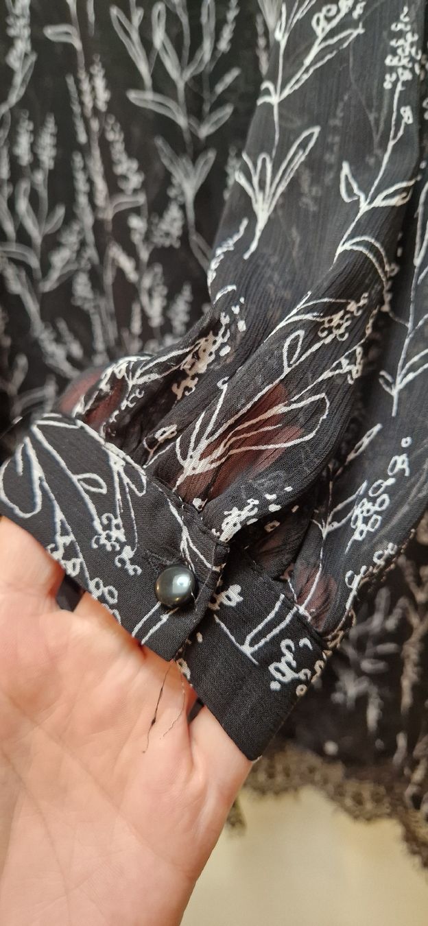 Tuniche: Schwarze Tunika mit Spitze, Grösse 36 – Usato da Urdorf venduto da sab_hz2z 1