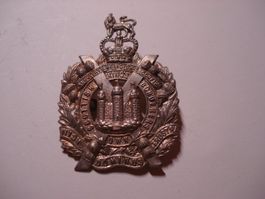 England 2. WK, Mützenabzeichen Kings Own Scottish Borderers