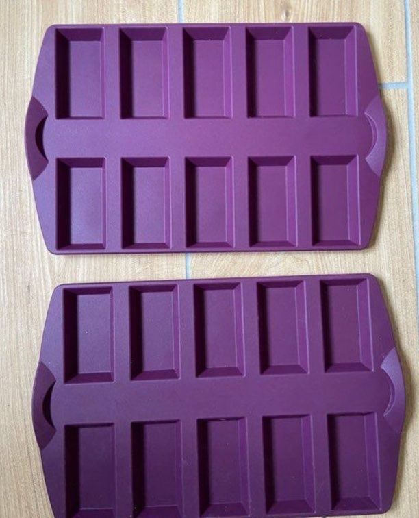 Tupperware Moules à gâteaux: 2 Moules Financiers Tupperware – Neuf avec emballage d'origine à Lausanne par davzic