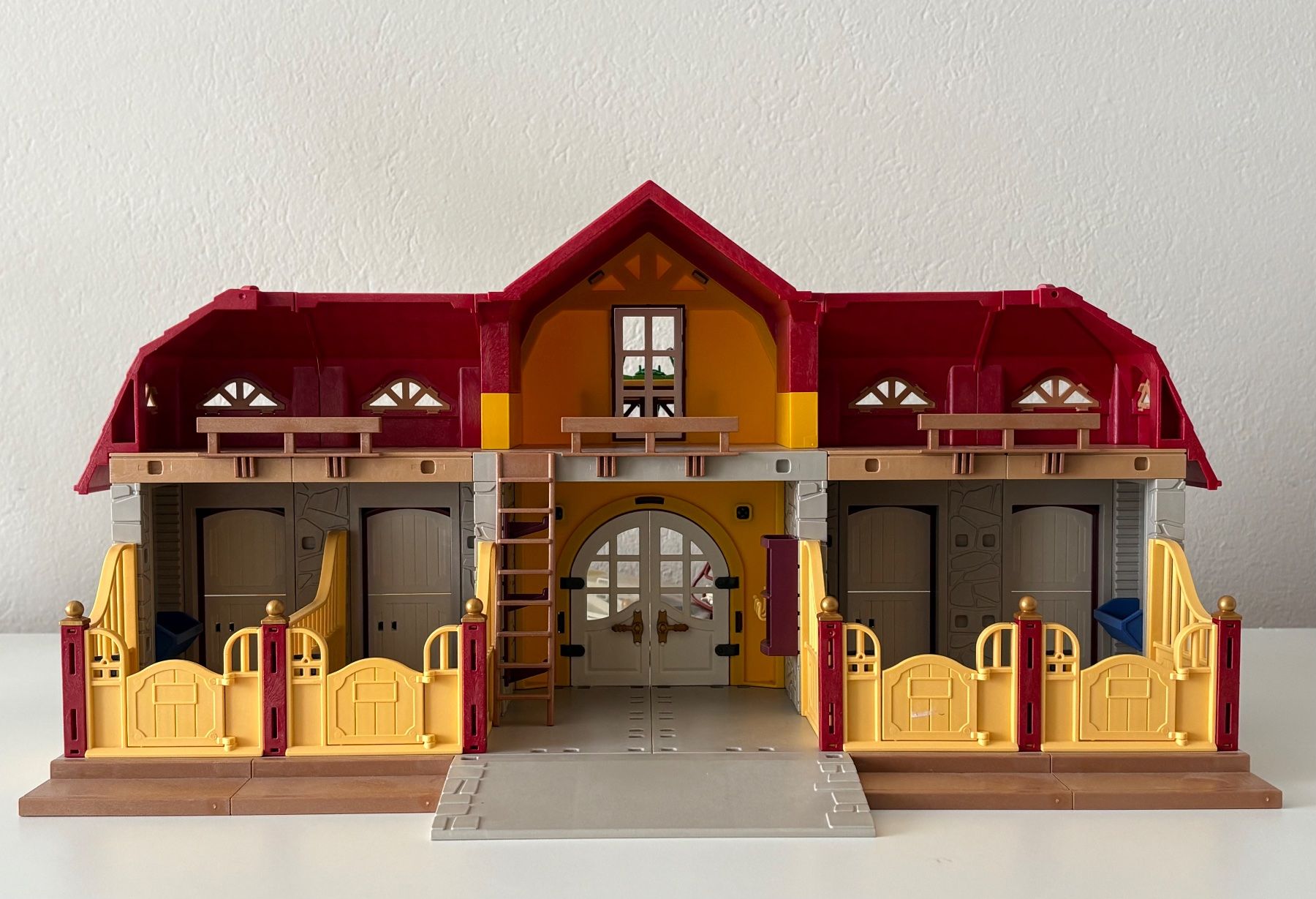 Playmobil Spielzeuge: Playmobile Reiterhof 5221 – Gebraucht aus Hünenberg See von tea_2xy5 1
