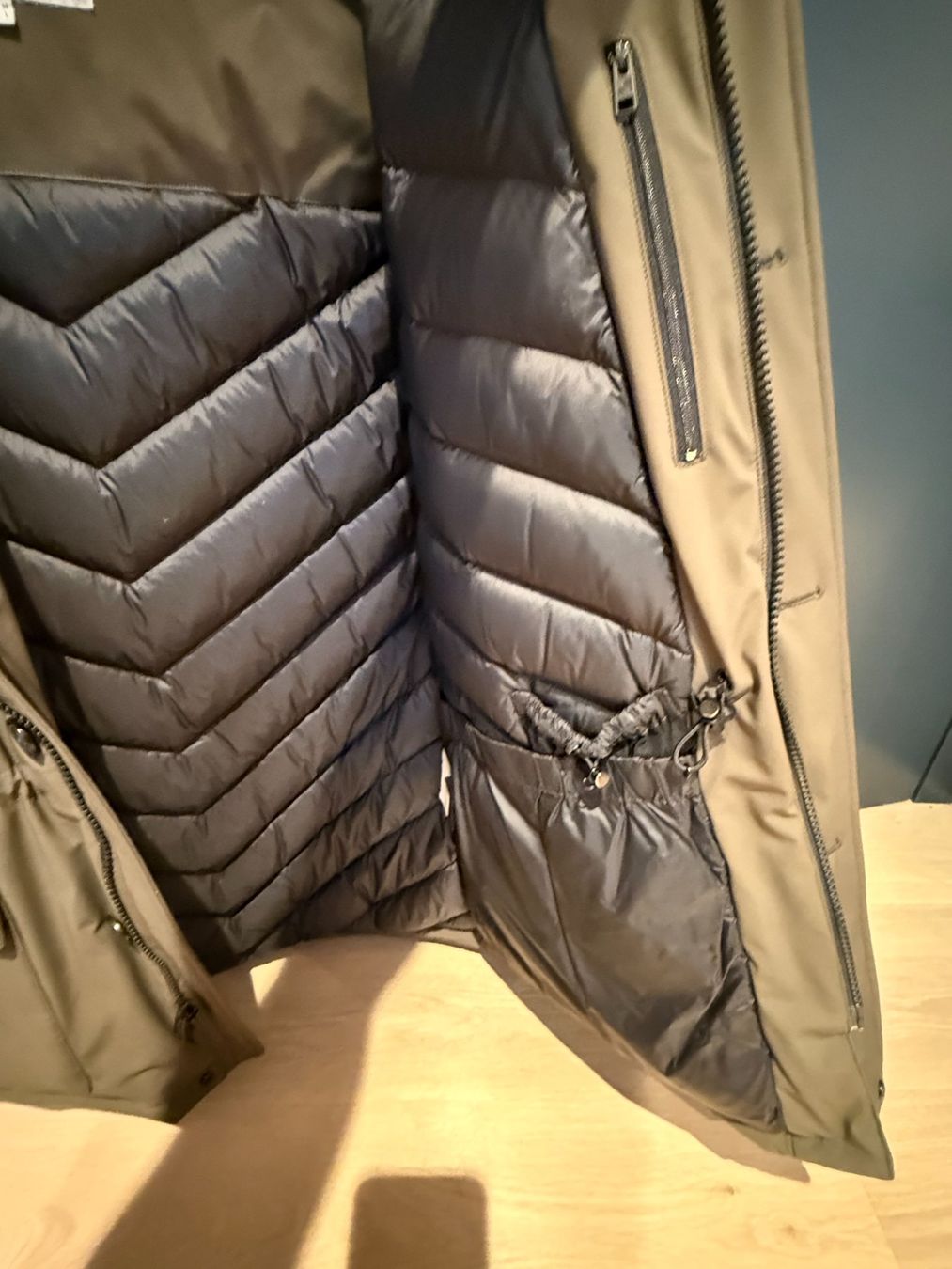 Woolrich Jacken: Winterjacke Woolrich Grösse L – Gebraucht aus Hettlingen von Ranky 7
