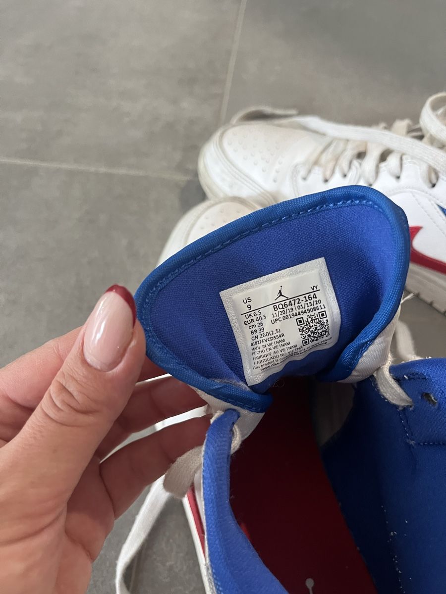 Jordan Scarpe da uomo: Jordan 1 Mid White Red Royal – Usato da Zuchwil venduto da celixne 1
