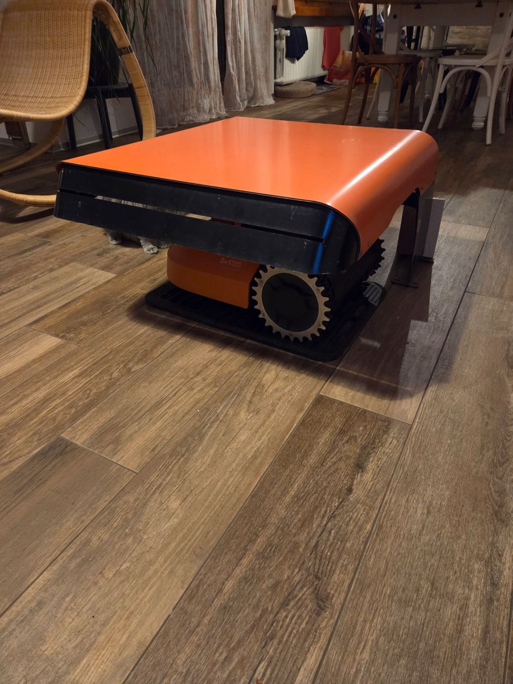 Worx Tagliaerba: Worx Landroid 1000m2 wr143e – Usato da Sonceboz-Sombeval venduto da camron3 9