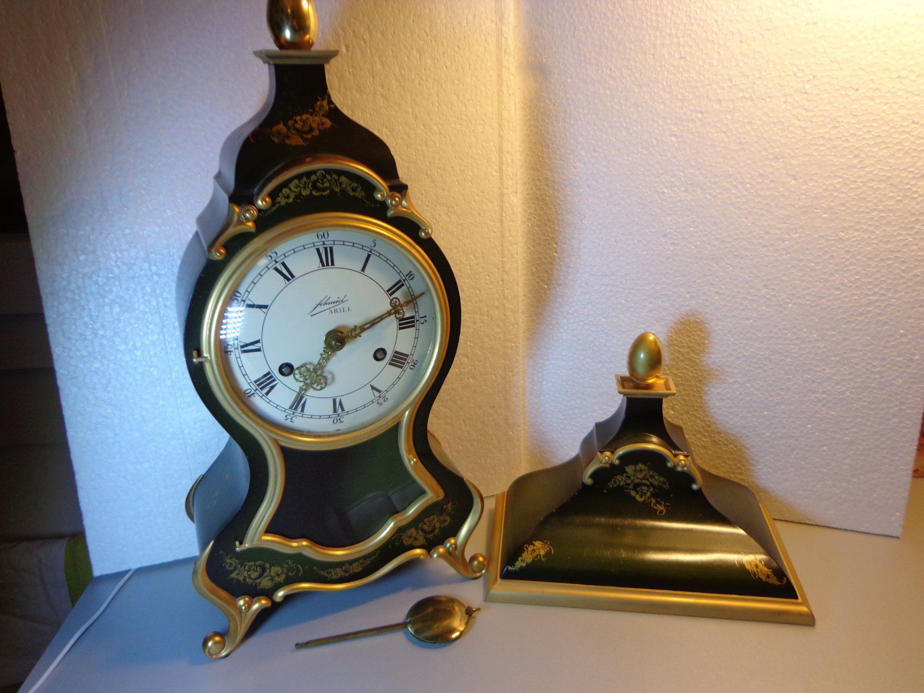 Orologi da terra & Orologi da parete: Pendule Ariel von Schmid – Usato da Hinterkappelen venduto da Roku5