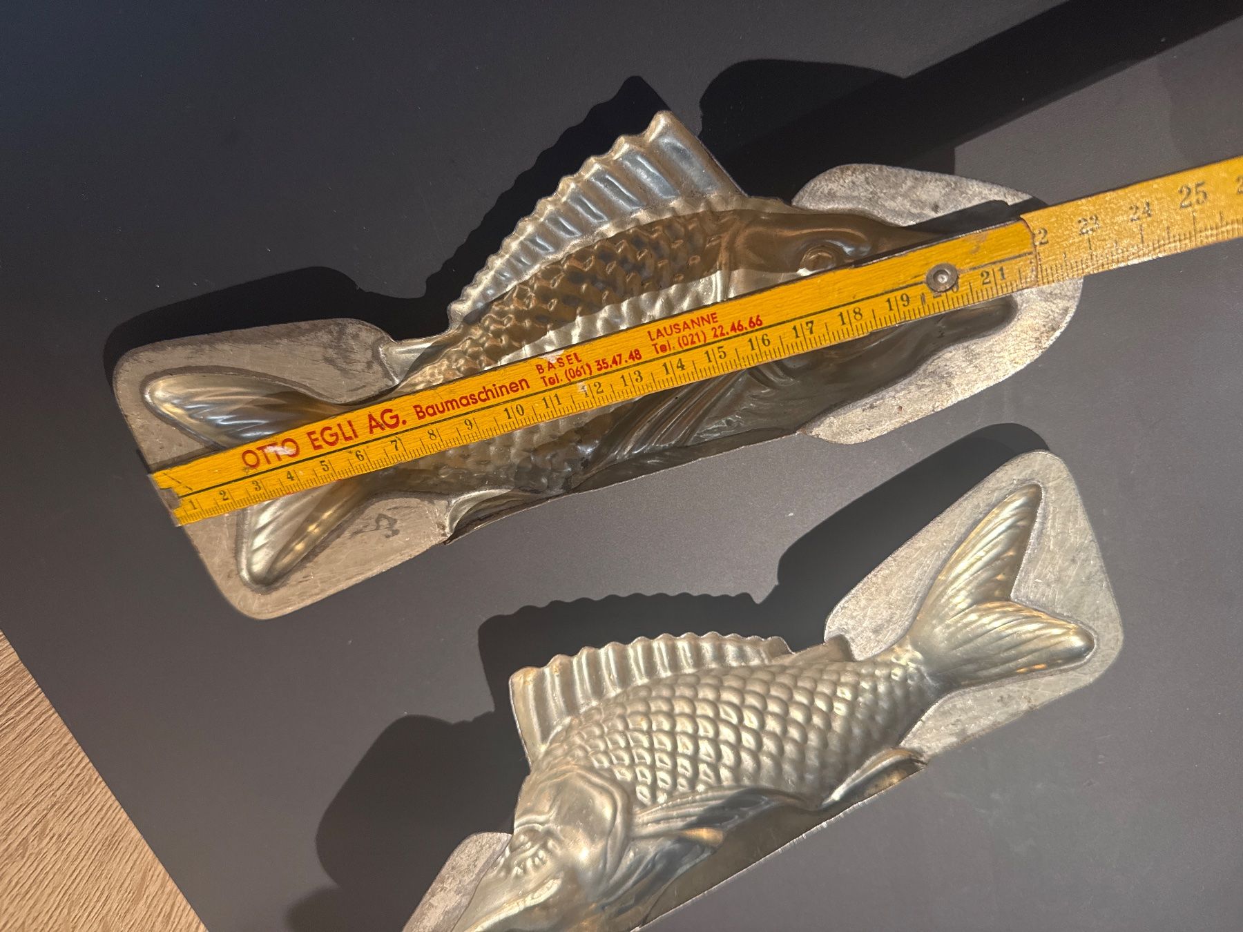 Teglie da forno: Ancien moule poisson 20cm schokoladenform – Usato da Lajoux JU venduto da Briard0 2