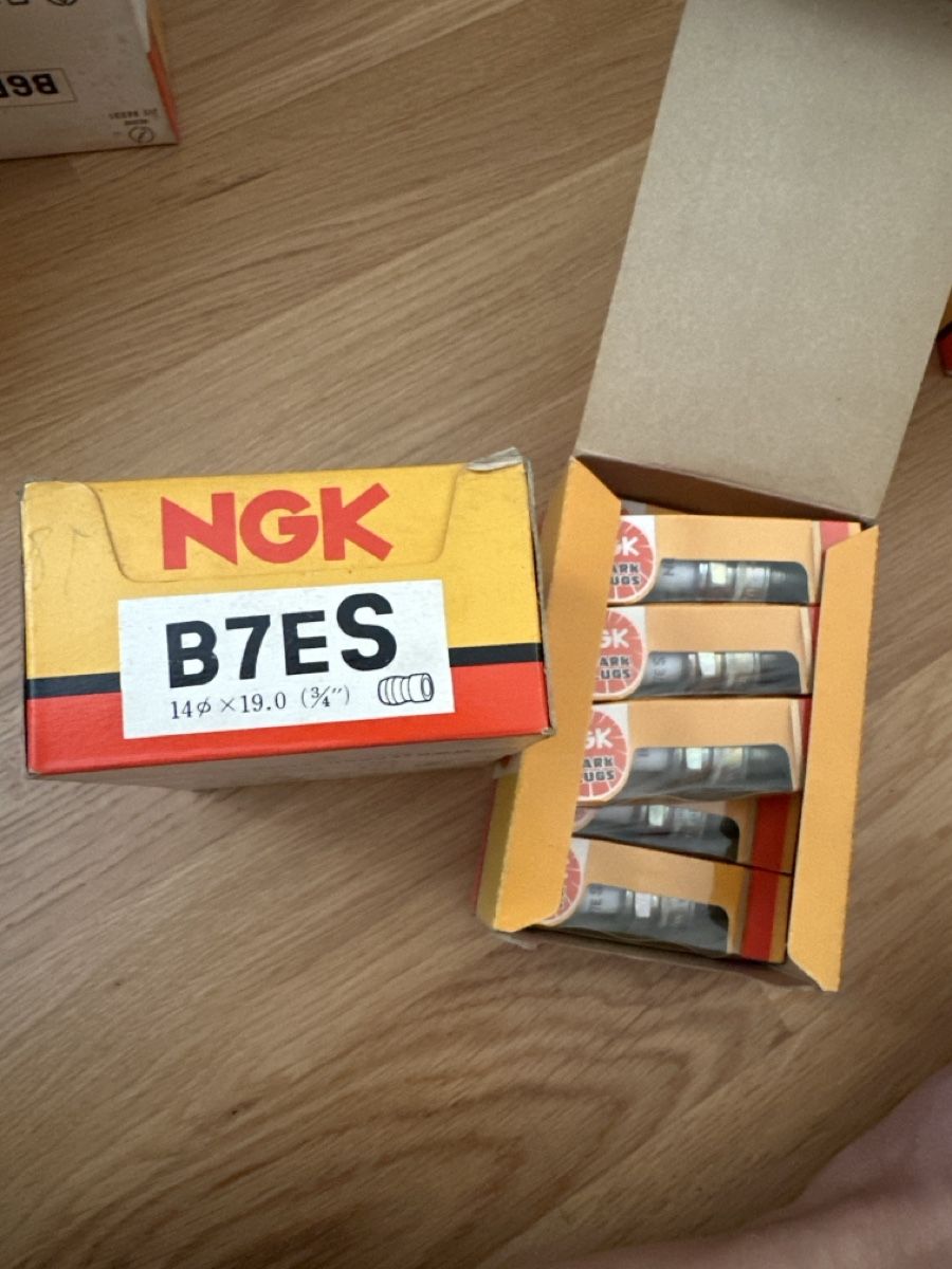 Alle Autoersatzteile: Zündkerzen NGK B7ES NOS – Gebraucht aus Mörschwil von tweety9402