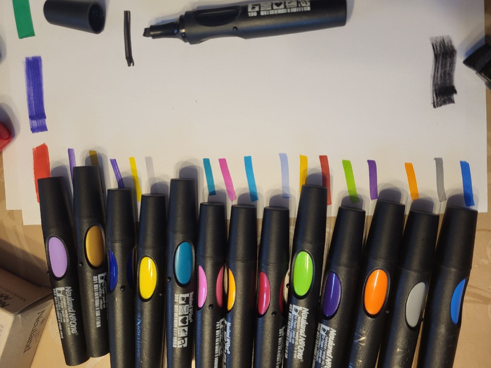 Penna & Evidenziatori: Neuland Moderationsmarker Set 32-teilig – Usato da Laufen venduto da dan_p89t 1