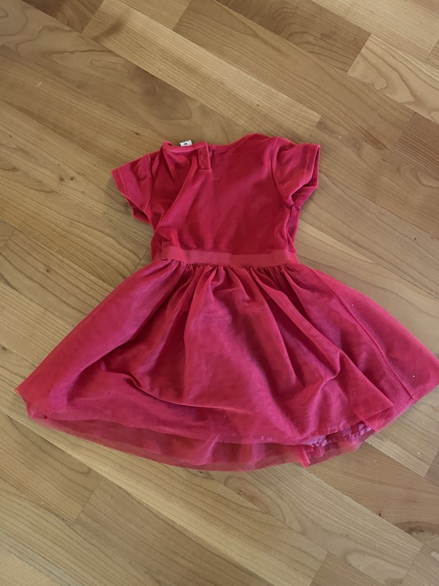 Kleider & Röcke: Rotes Kleid 92 / 1.5-2 Jahre / Weihnachtskleid – Gebraucht aus Attiswil von Cheech3072 1