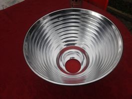 Ancien Abat-jour en Aluminium (grand format)